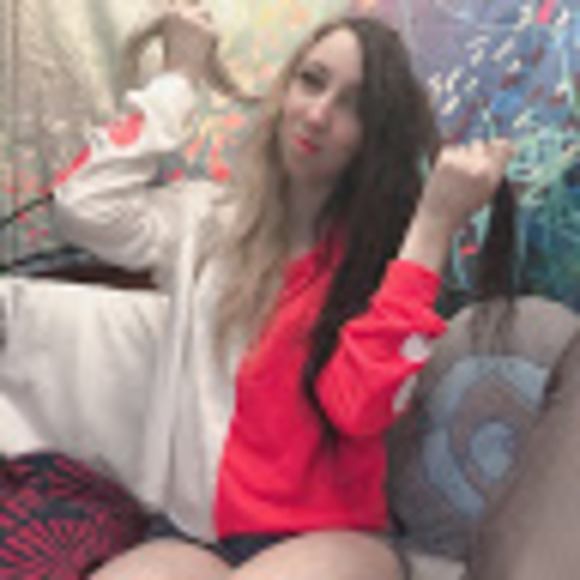 Meet your Posher, Rini - Picture 1 of 1